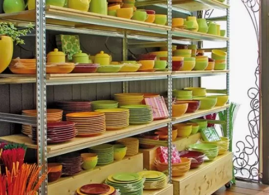 Торговые стеллажи