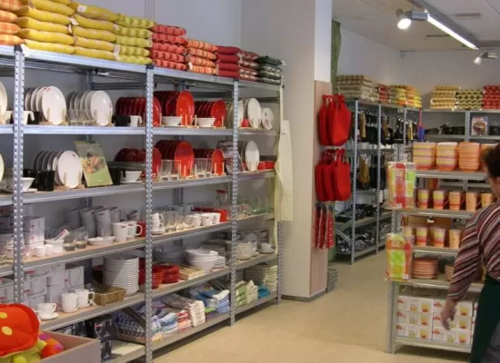 Торговые стеллажи